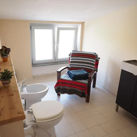 Bed & Breakfast Chez Raz Velletri