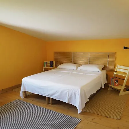 Chez Raz Веллетри