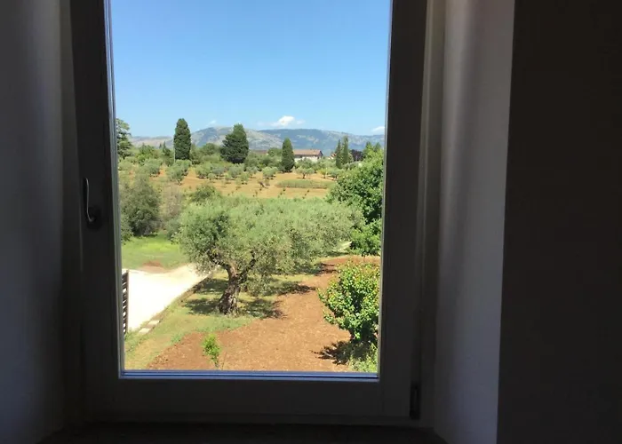 Chez Raz Bed and Breakfast